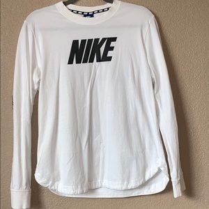 Nike long sleeve shirt